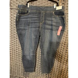 Levi's Signature Gold Pull On Skinny Jeans 28S W39 L28 Dark Wash NWT